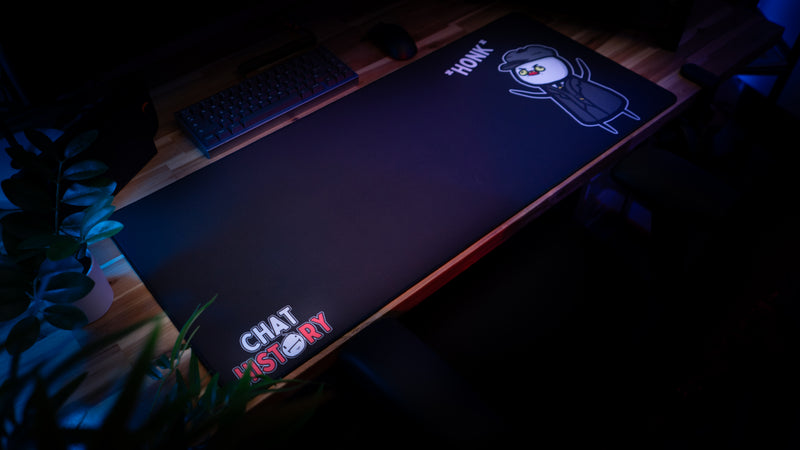"Honkin' Chap" — Chat History Deskmat