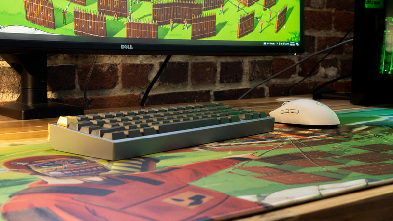 "War Never Changes" — Dinling Deskmat
