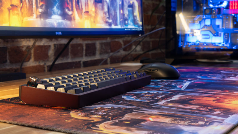 "KING TUNDERMOSTT" — Rust Deskmat