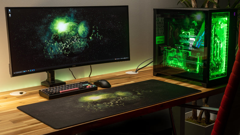 "Green Planet" — Empyrian Deskmat