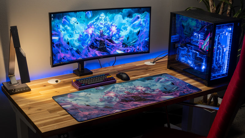 "The Lord of Gacha" — Lacari Deskmat