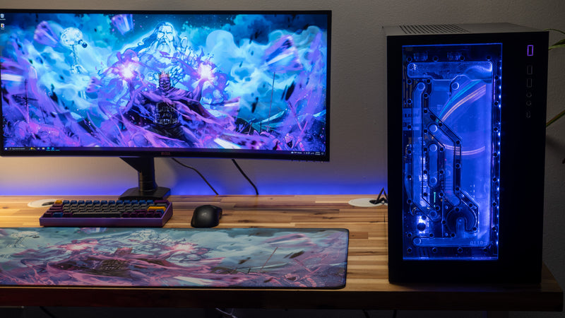 "The Lord of Gacha" — Lacari Deskmat