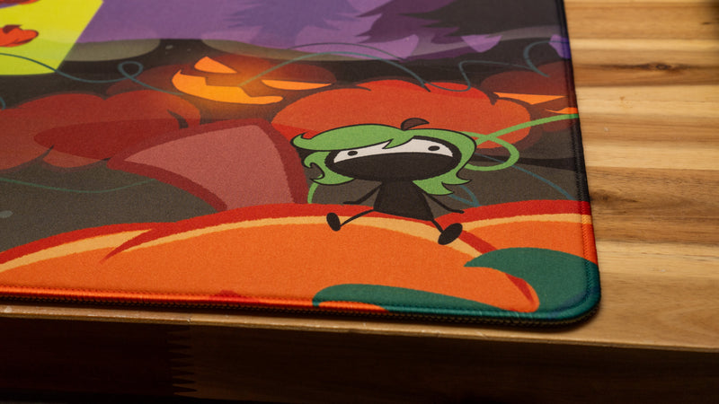 "SmokeeMat" — SmokeeBee Deskmat
