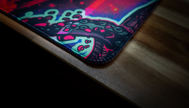 "The Void's Grip" — Zizaran Deskmat