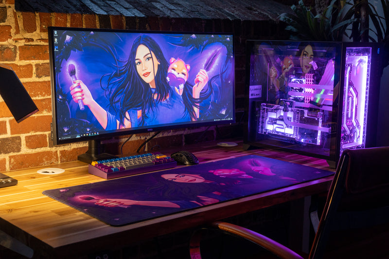 "Arlequin" — Signature Deskmat